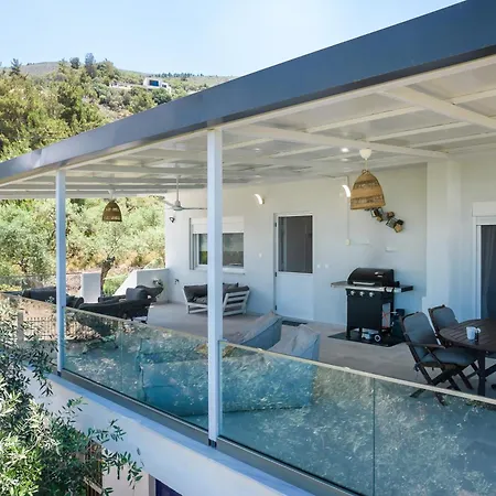 Efi's House Semesterbostad